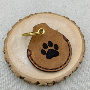 Open image in slideshow, Companion Leather AirTag Holder
